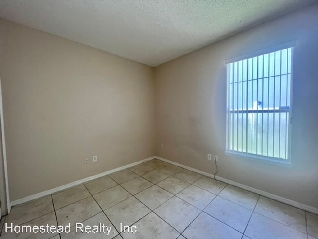 13414 Meadow Pointe Ct. - Photo 10