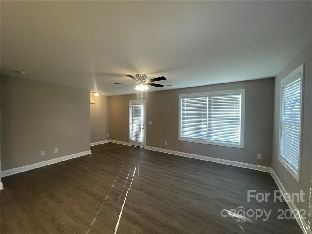 139 High Avenue - Photo 2