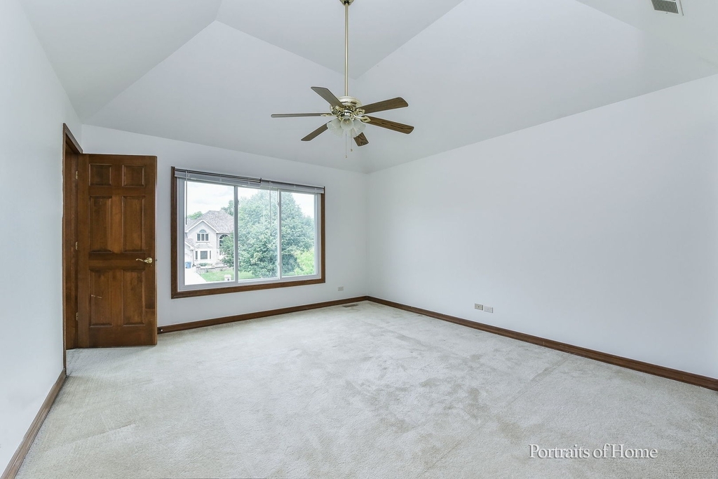 4015 White Eagle Drive - Photo 13