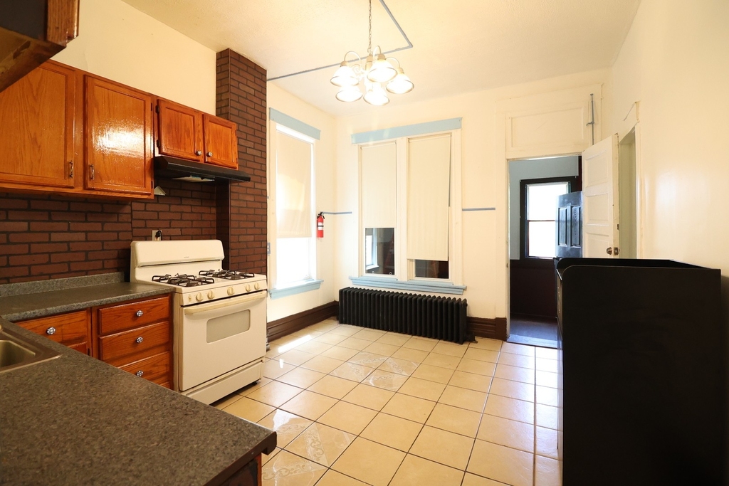 3307 W Beach Avenue - Photo 9