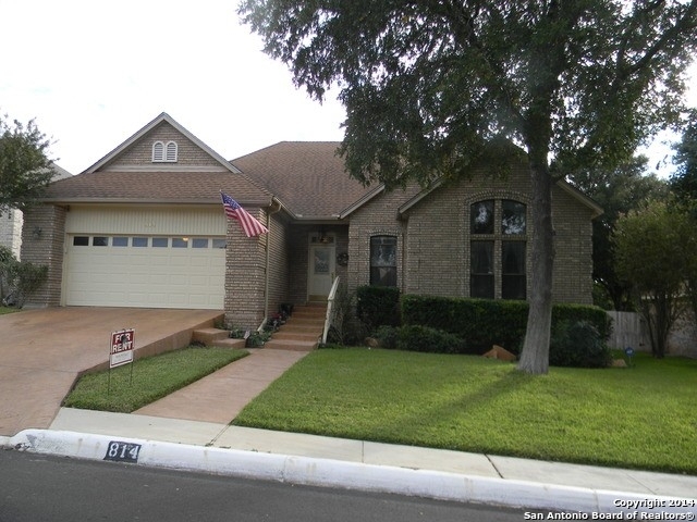 814 Amberstone Dr - Photo 0