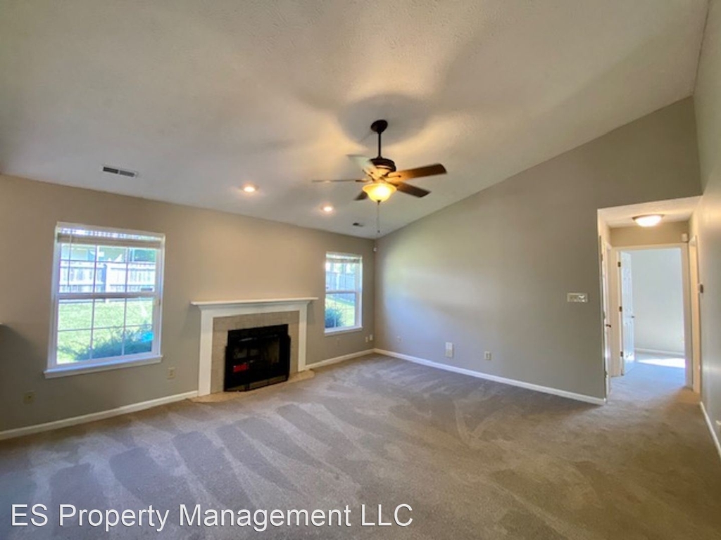 5985 Sycamore Forge Lane - Photo 10