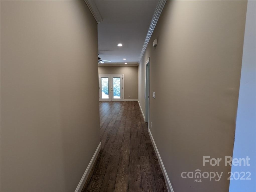 336 Hollice Place - Photo 1