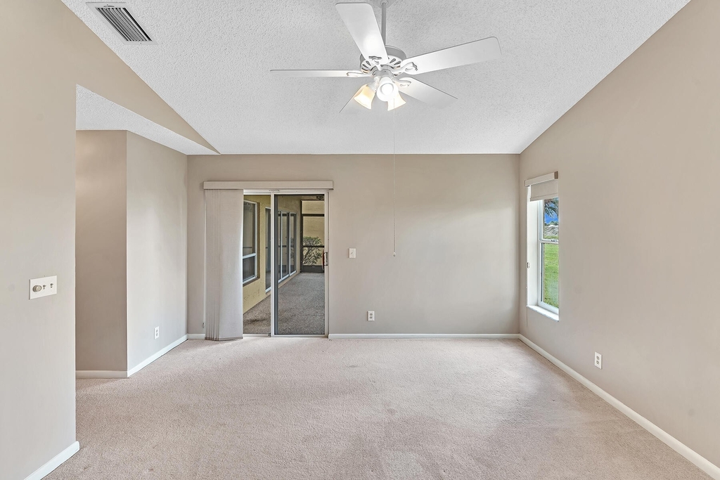 8150 Nadmar Avenue - Photo 14