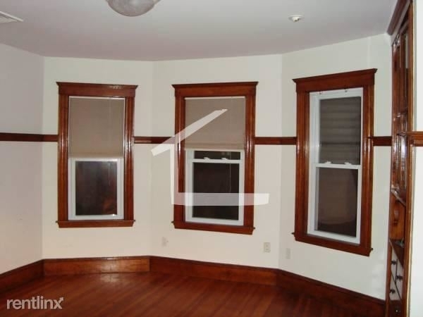 18 Taft St # 4 - Photo 0