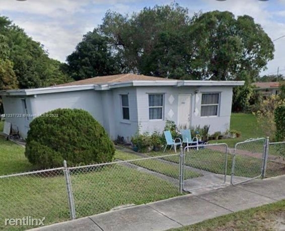 17455r Sw 105th Ave - Photo 2