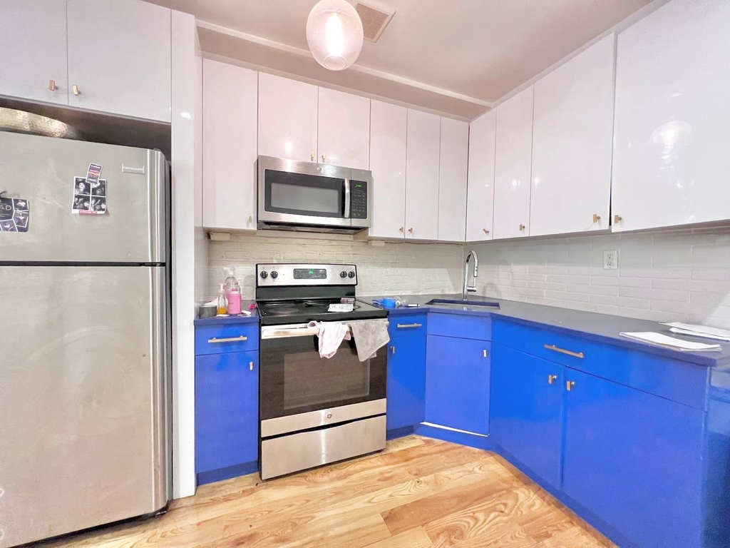 1120 Bushwick Avenue - Photo 4