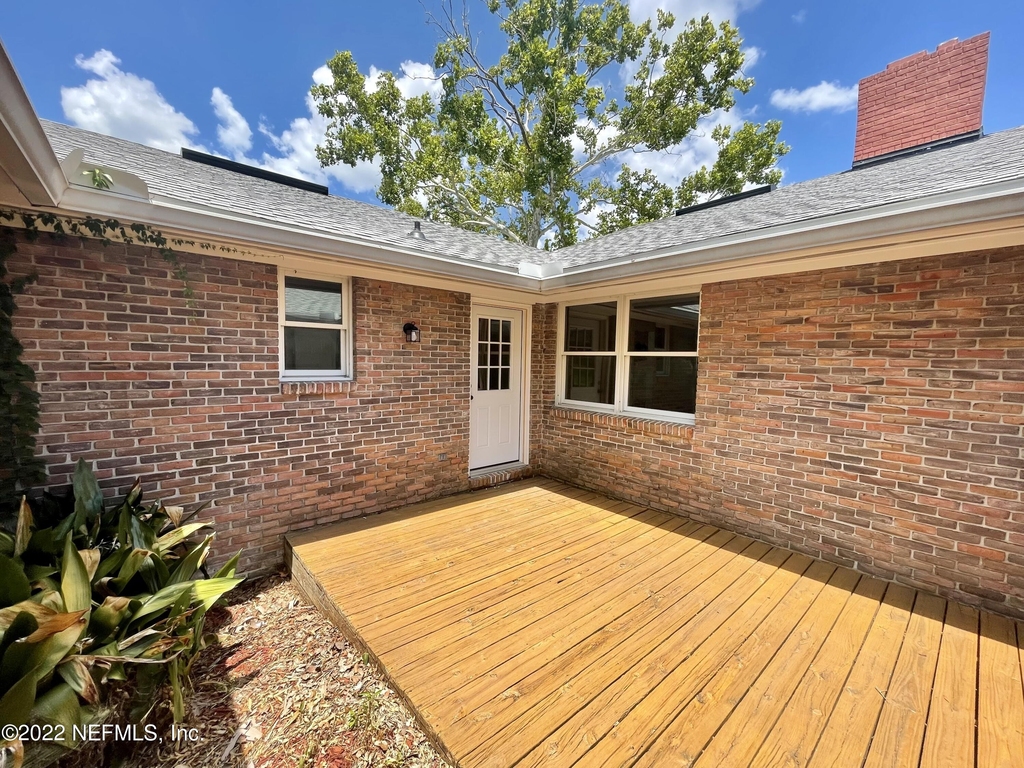 1016 Holmesdale Rd - Photo 30