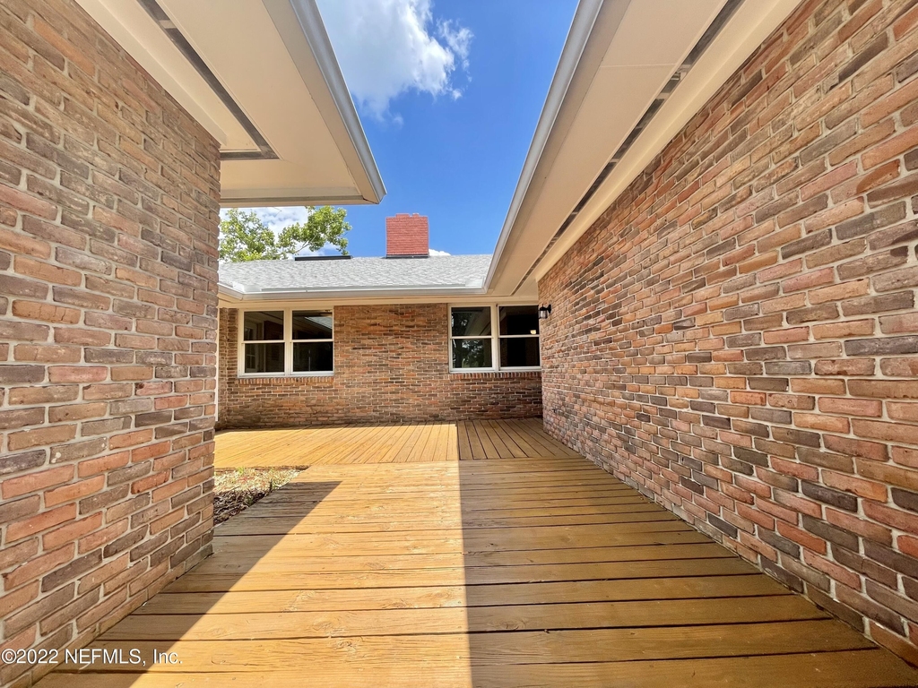 1016 Holmesdale Rd - Photo 29