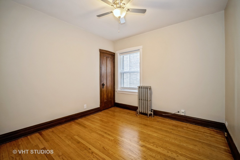 5719 N Meade Avenue - Photo 8