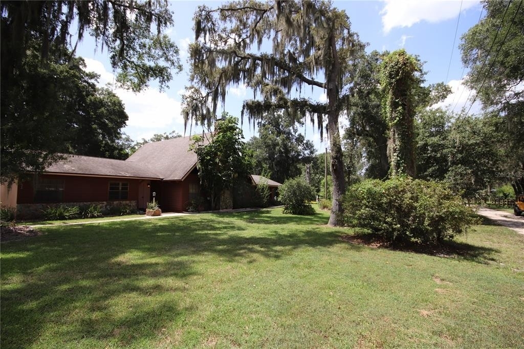 7121 Lithia Pinecrest Road - Photo 26