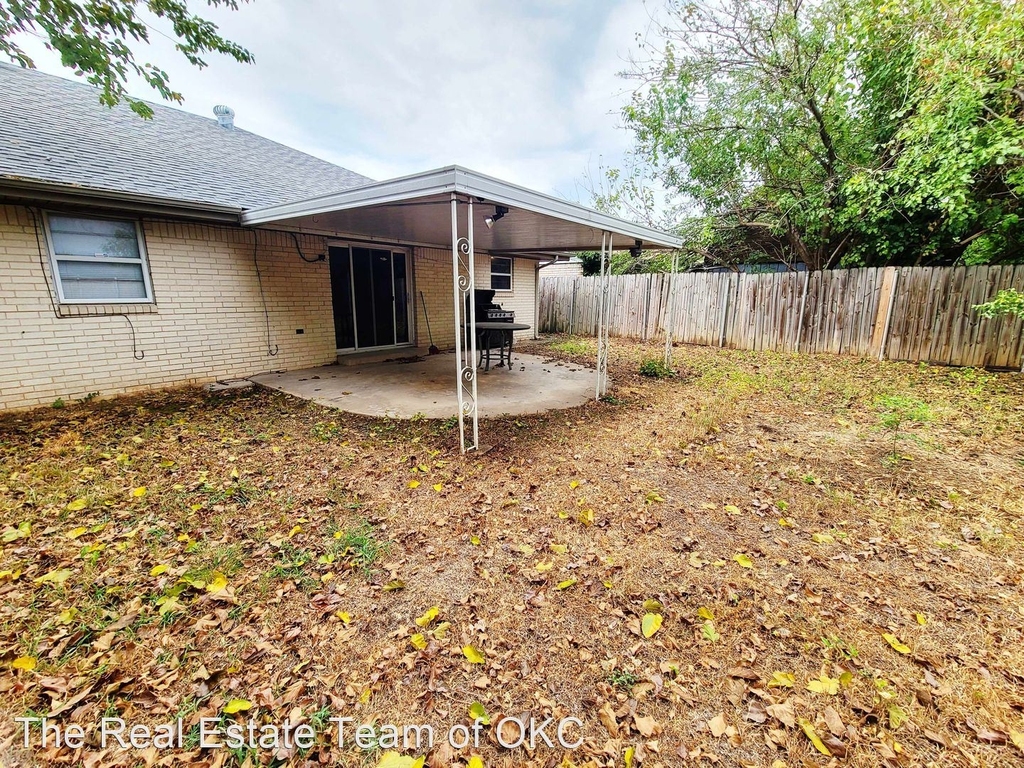 1505 Sw 87th - Photo 16