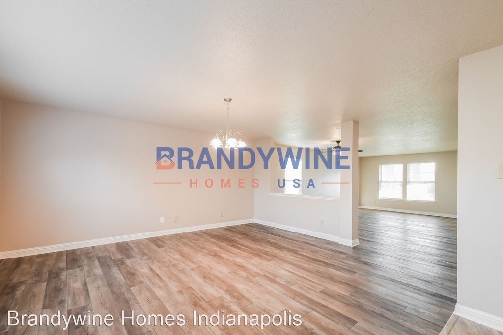 6834 West Philadelphia Drive - Photo 4