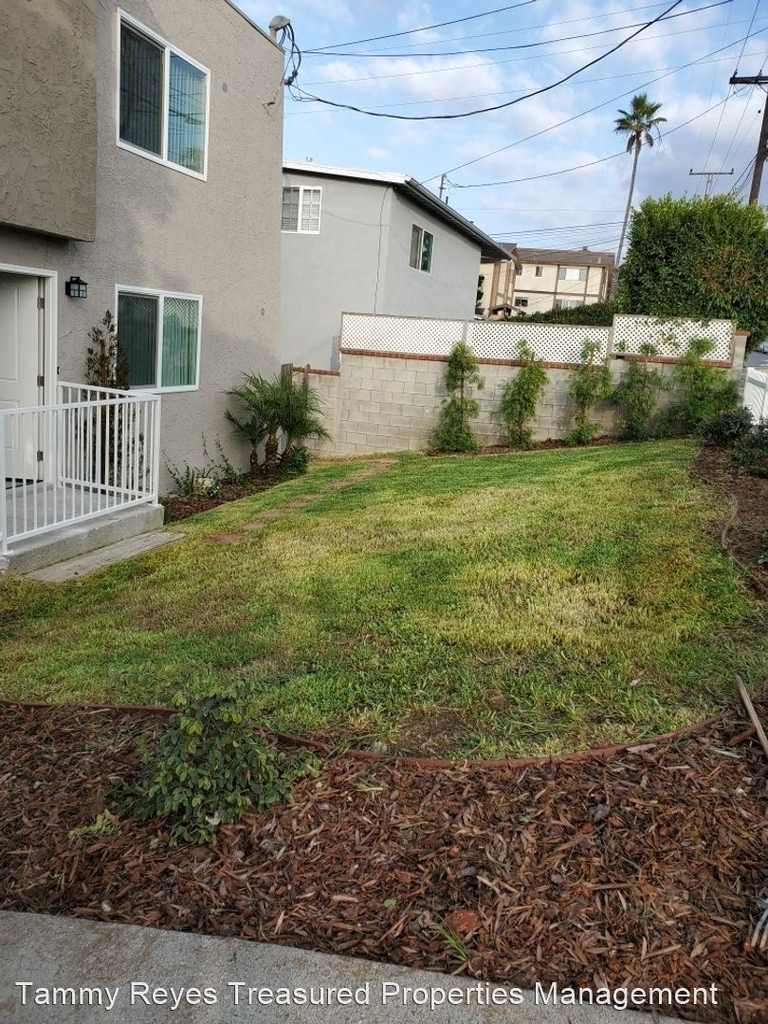 2021 Rockefeller Lane - Photo 0