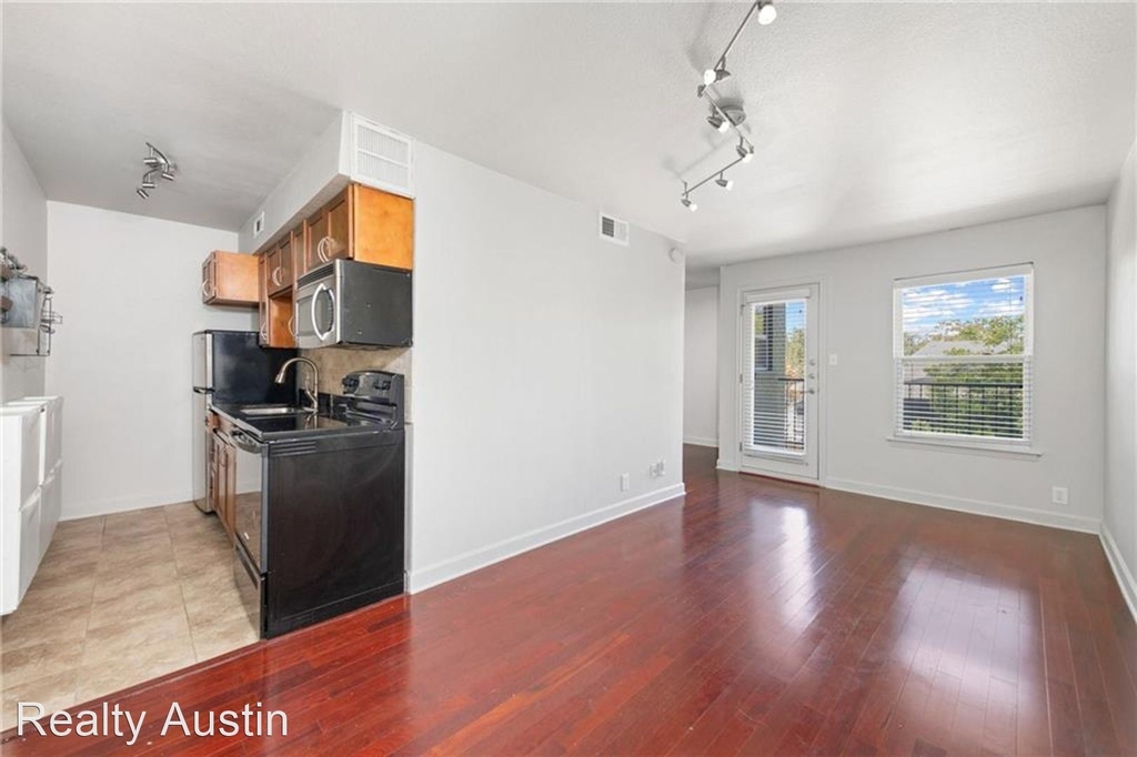 2020 South Congress Avenue Unit 1216 - Photo 7