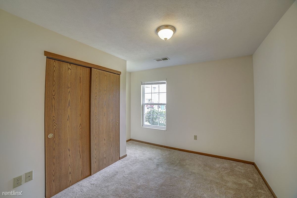 1465 Lightner Pl - Photo 5