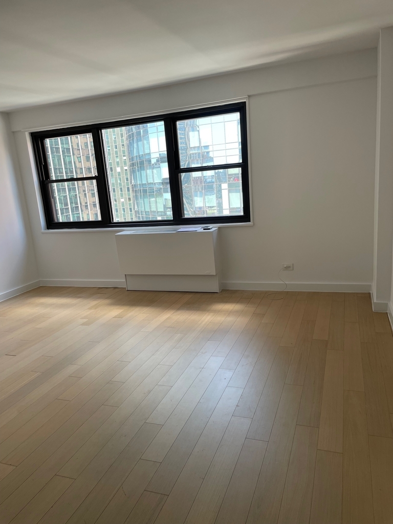 222 East 39th Street - Photo 6