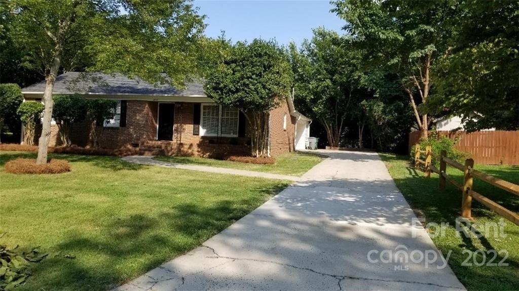 4512 Crestmont Drive - Photo 1