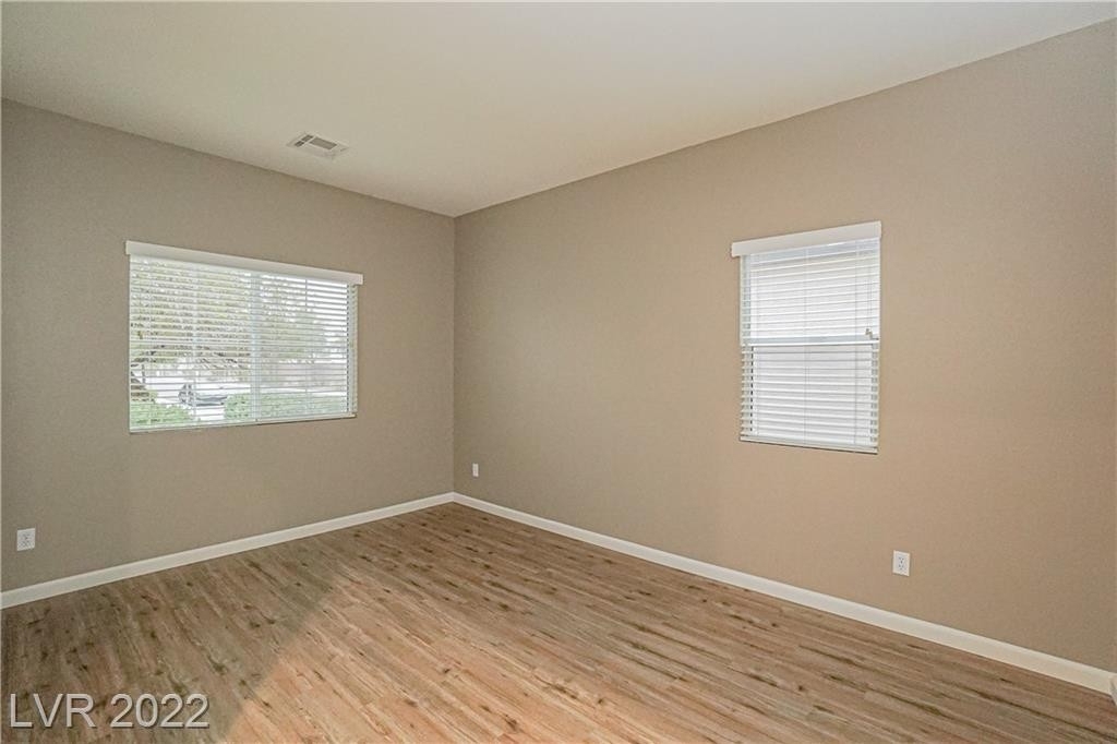 6021 Valley Flower Street - Photo 2