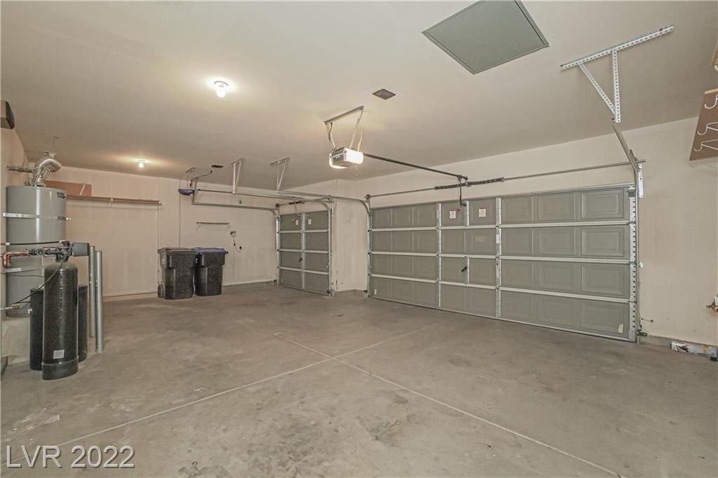 6021 Valley Flower Street - Photo 34