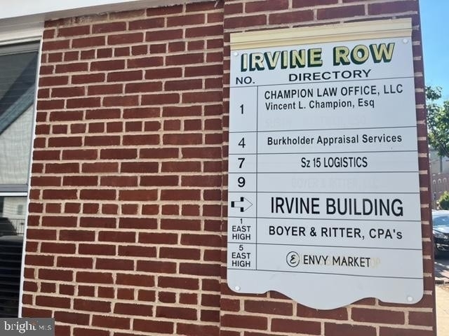 1 Irvine Row - Photo 3