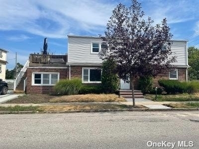 375 E Chester Street - Photo 0