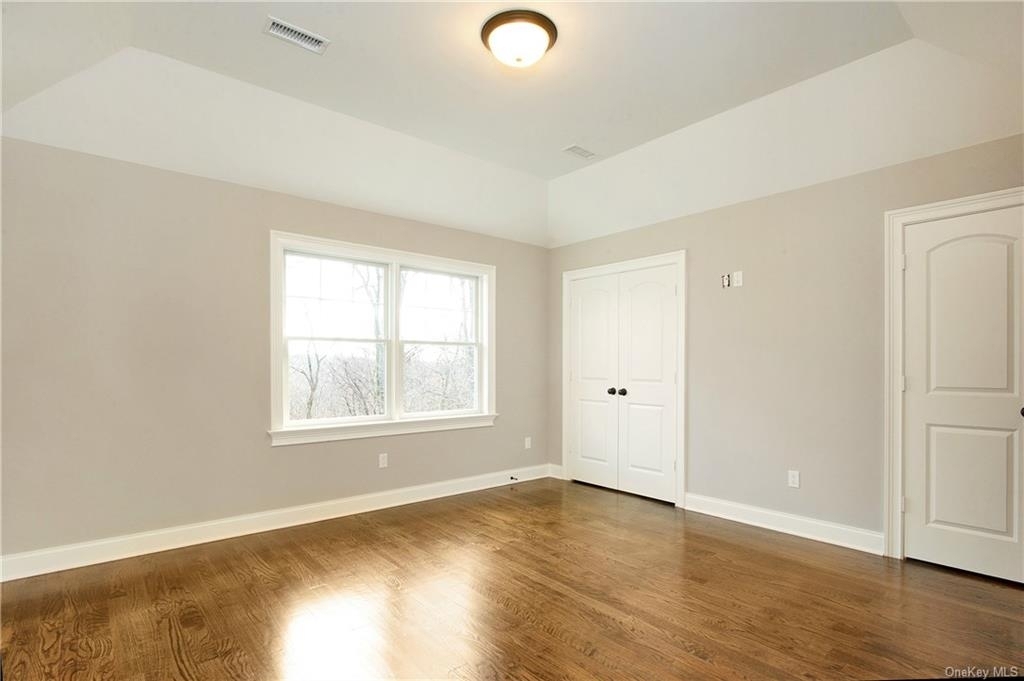 150 Woodside Avenue - Photo 14