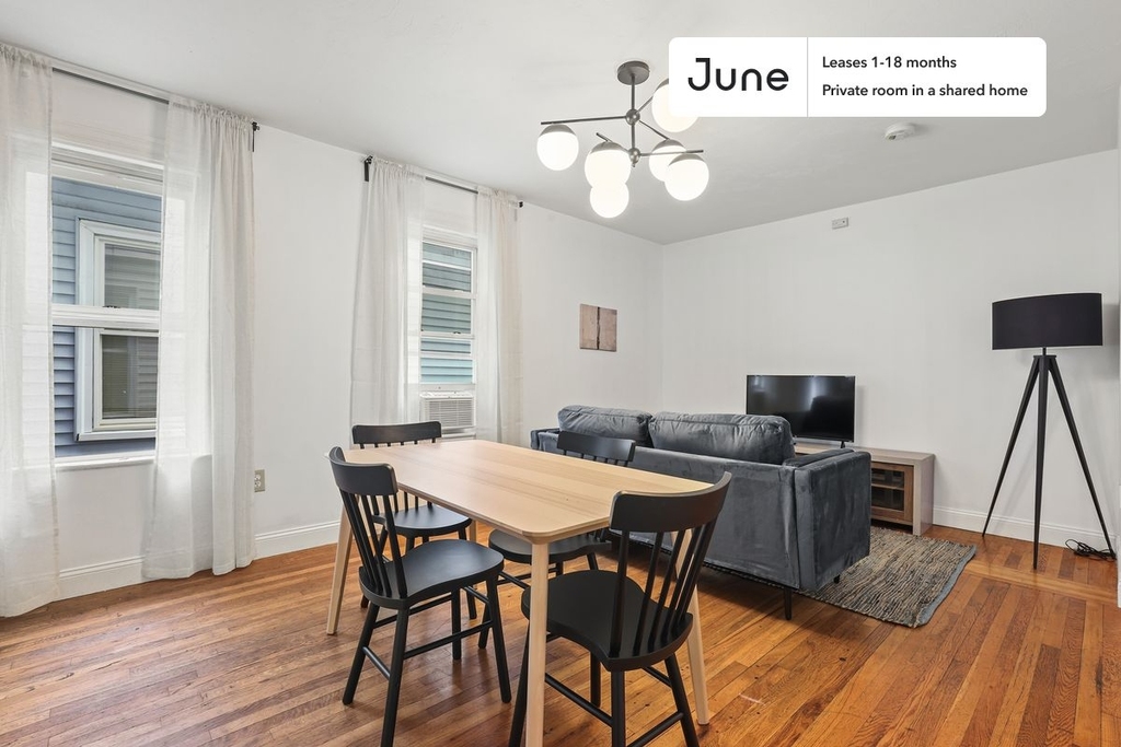 153 Murdock Street - Photo 10