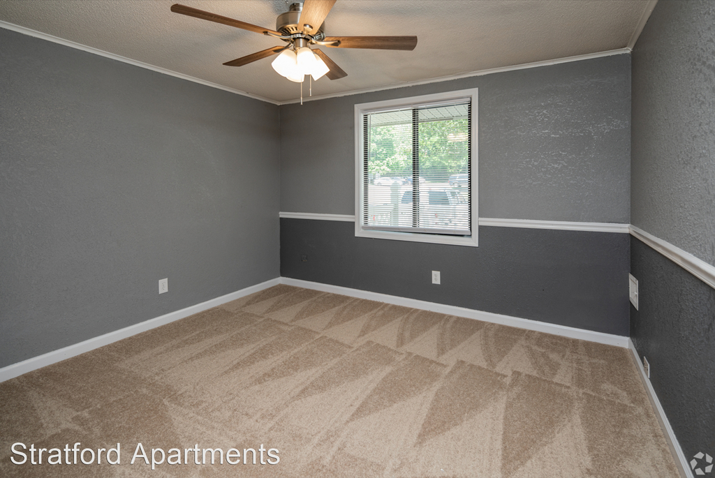 1300 Nashville Pike - Photo 1