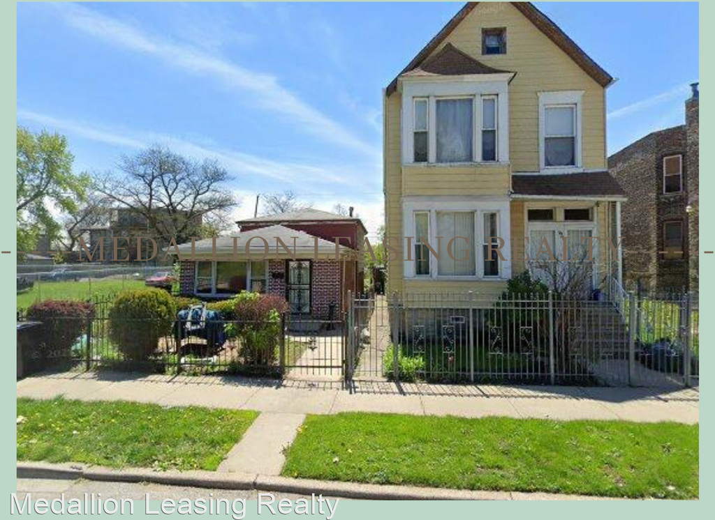 629 W 54th Pl - Photo 0