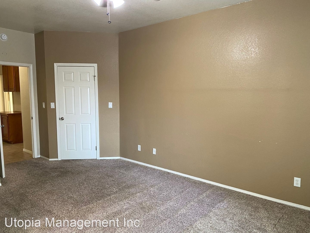 45533 Pickford Ave. - Photo 8