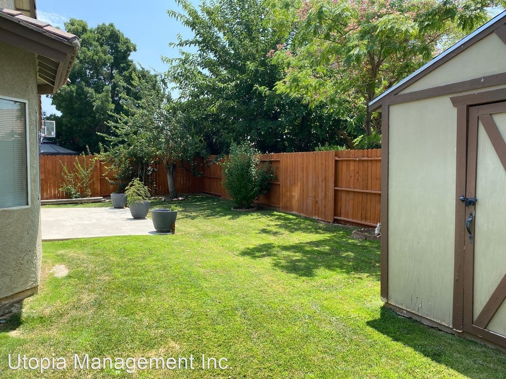 45533 Pickford Ave. - Photo 14