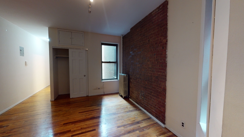 150 2nd Avenue - Photo 2