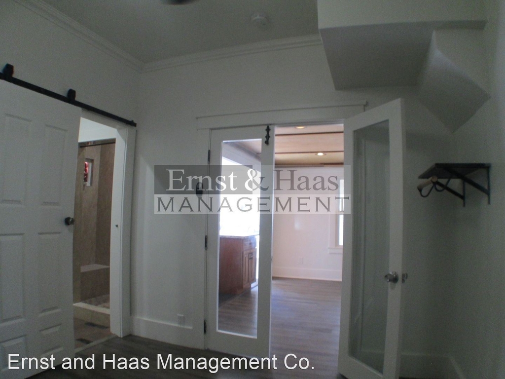 1124 Linden/1125 St. Mary's Ct. - Photo 12