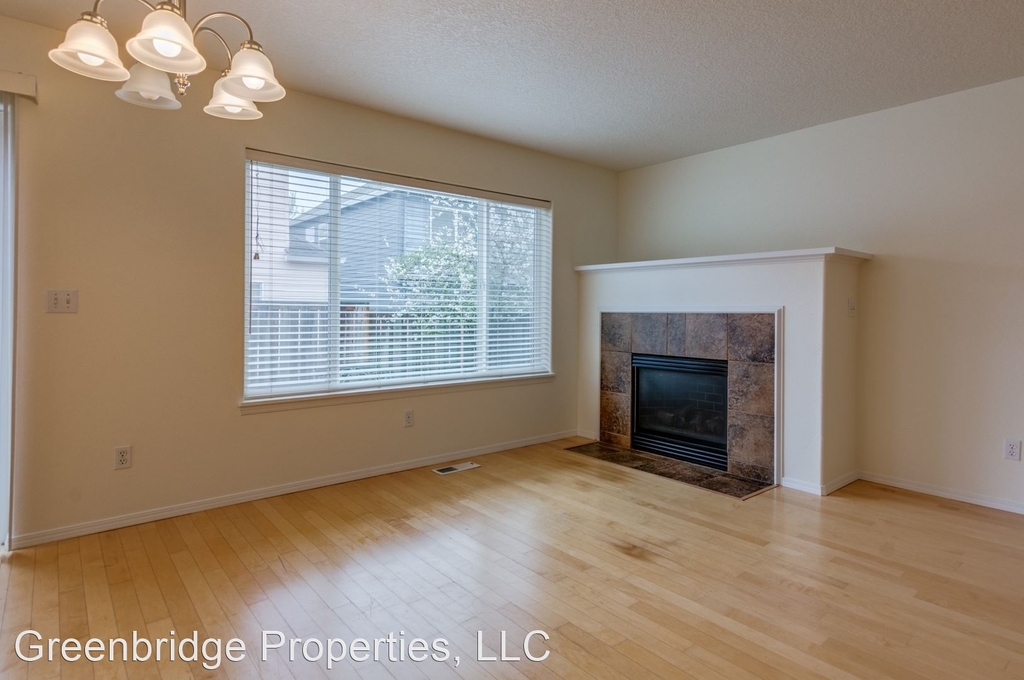 572 Ne 63rd Avenue - Photo 6