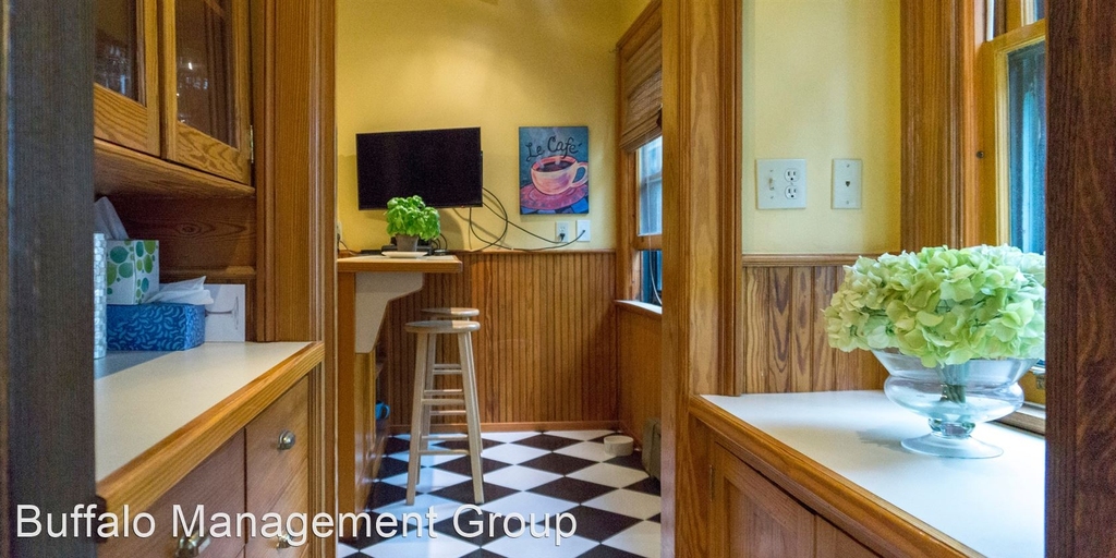 733 West Delavan Ave. - Photo 2