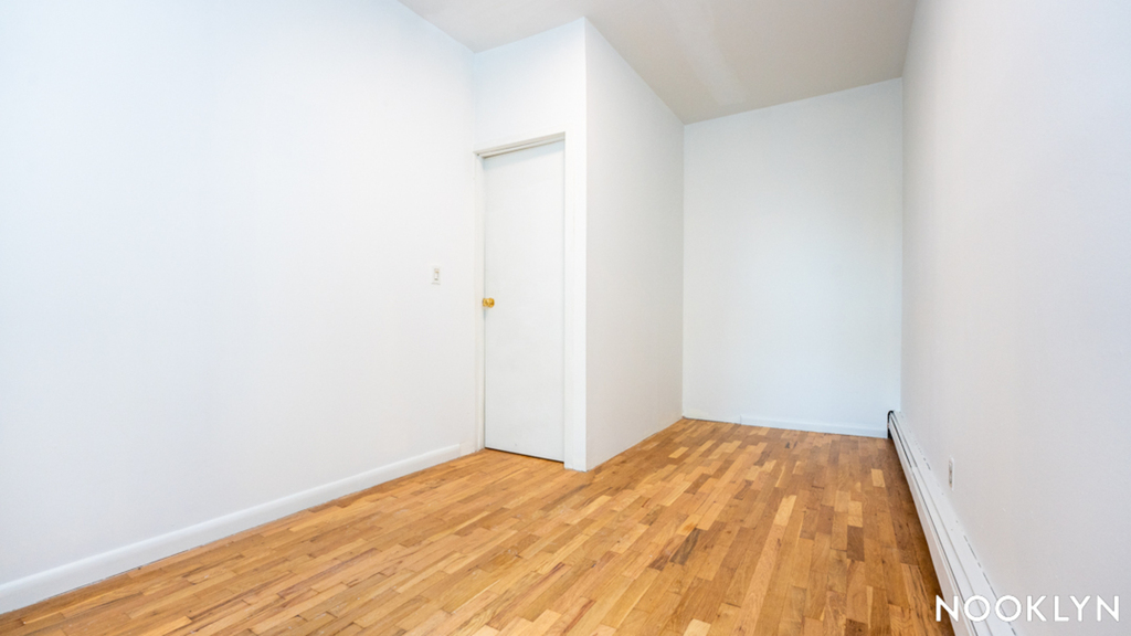 302 Bedford Ave #2 - Photo 10