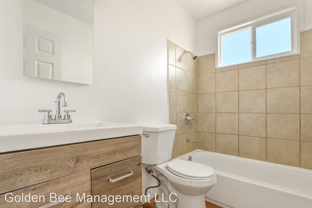 1212 W. 107th St. - Photo 4