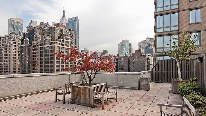 200 West 26th Street - Photo 6