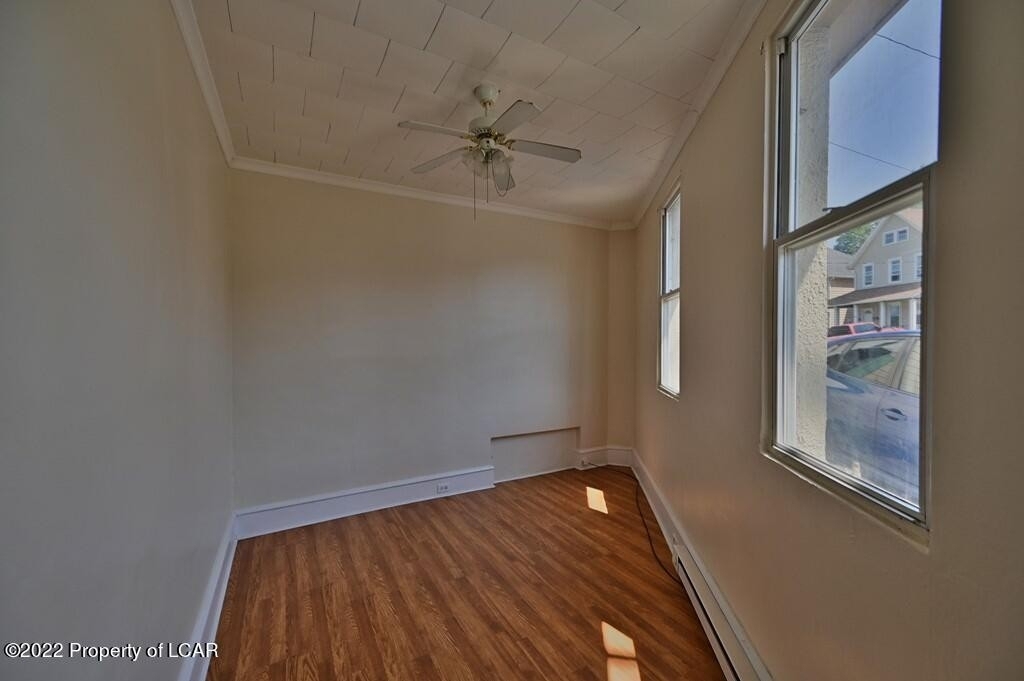 627 Main Street - Photo 2