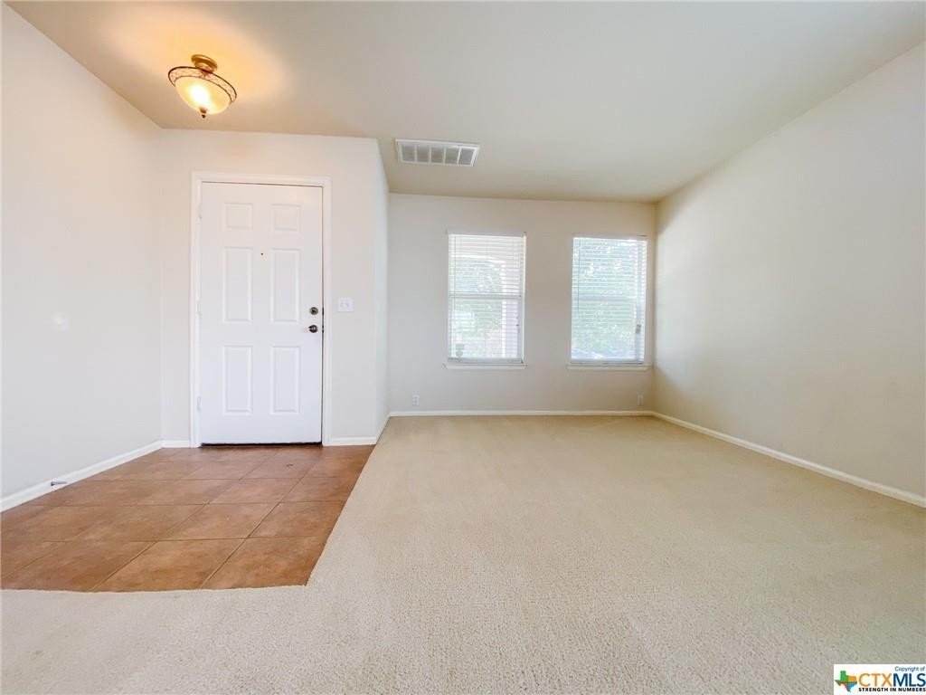 1305 Sunflower Lane - Photo 2