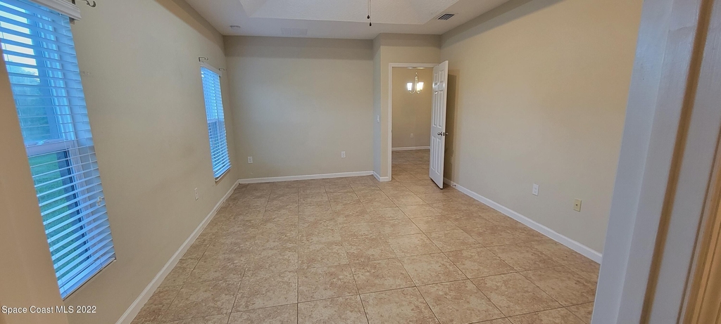 2985 Louetta Circle - Photo 8