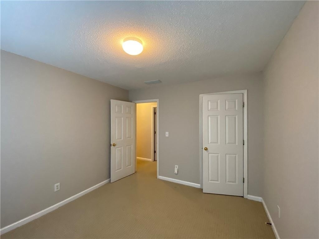 955 Cherringham Court - Photo 41