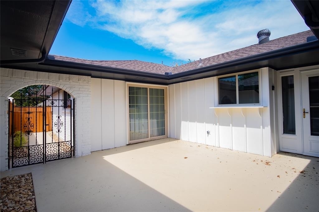 15820 Meadow Vista Drive - Photo 31