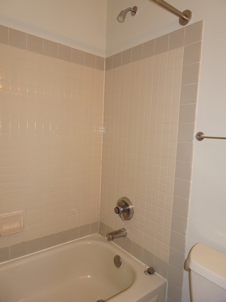 480 N Mcclurg Court - Photo 9