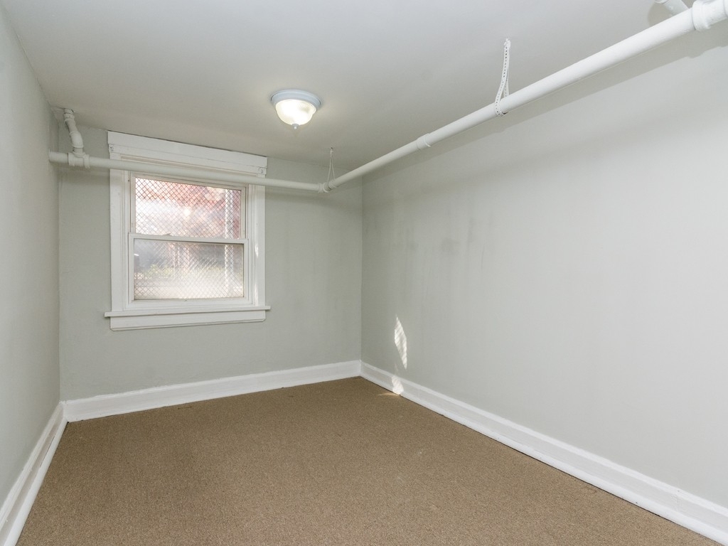 2225 N Hamlin Avenue - Photo 10