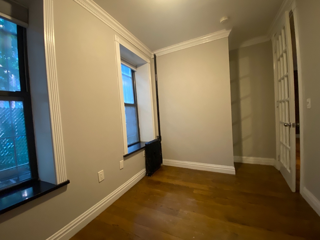 4 BED IN THE EAST VILLAGE**** - Photo 6