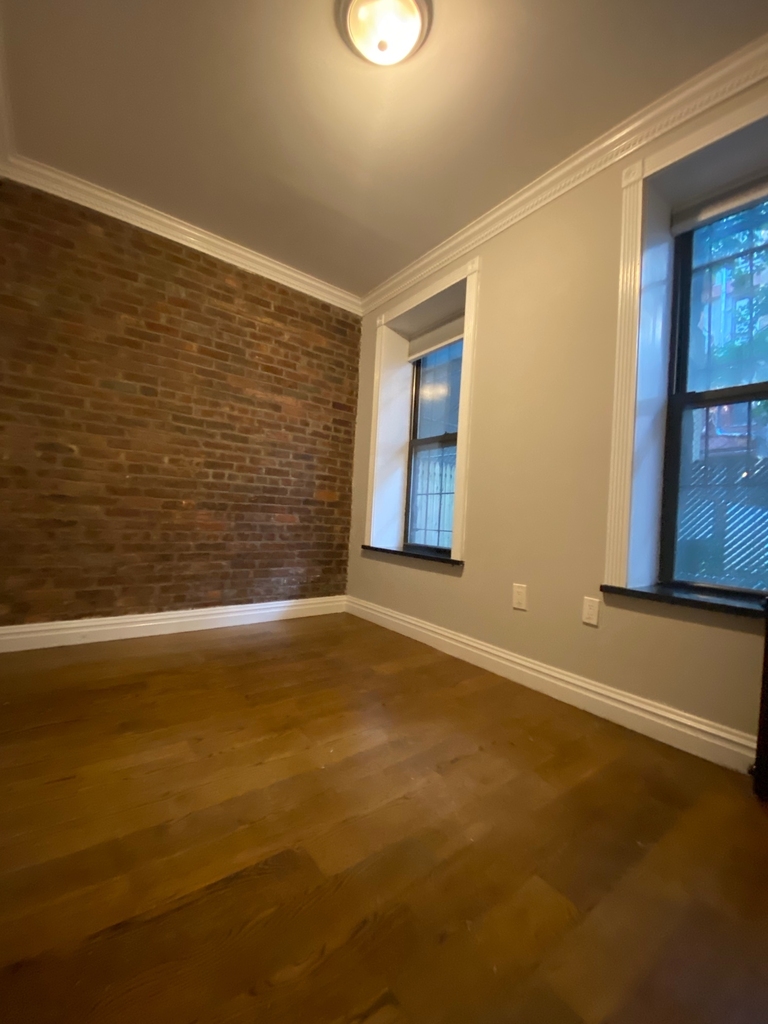 4 BED IN THE EAST VILLAGE**** - Photo 15