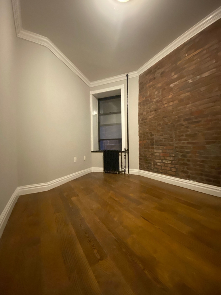 4 BED IN THE EAST VILLAGE**** - Photo 14