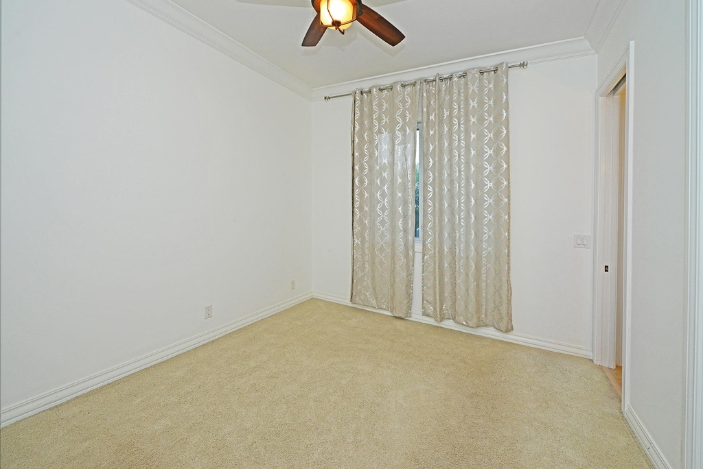 21157 Ormond Court - Photo 19